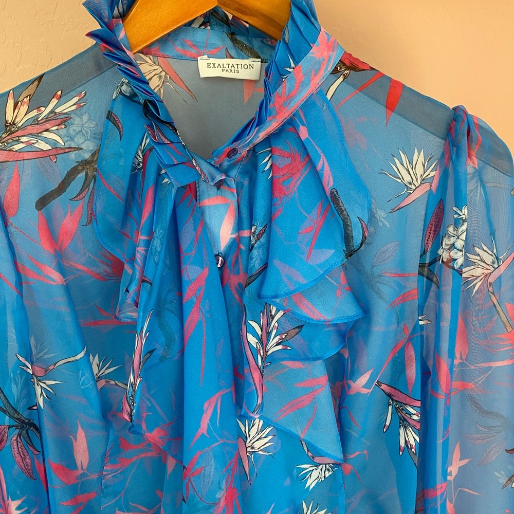 Blue Ruffled Buttoned Blouse With Pink Accents - image 3